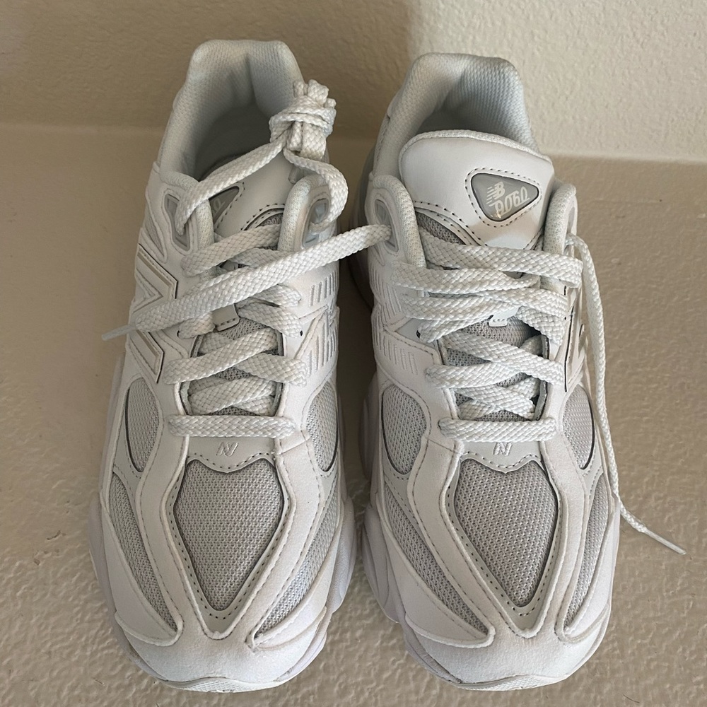 New Balance 9060 White/grey Brand New